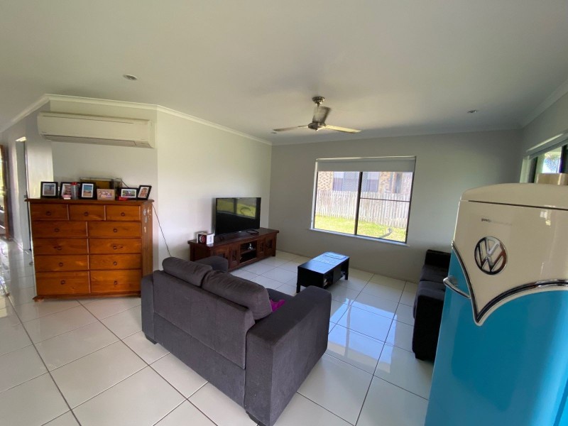 54 Rasmussen Avenue, Hay Point QLD 4740