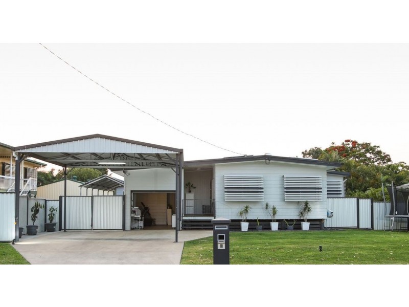 10 De Castella Drive, Moranbah QLD 4744