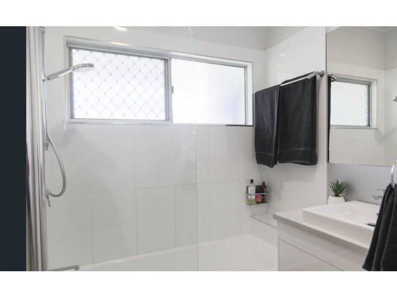 10 De Castella Drive, Moranbah QLD 4744