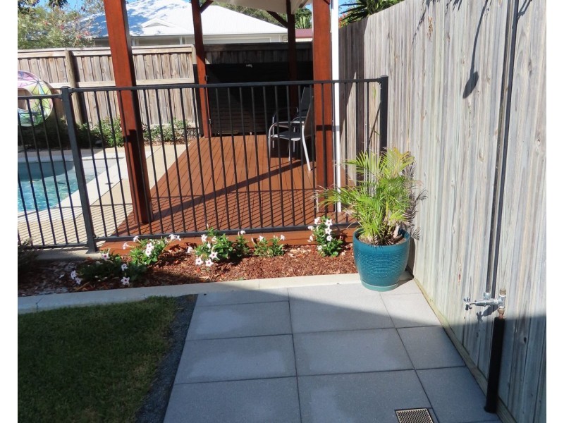 5 Walters Avenue, Bucasia QLD 4750