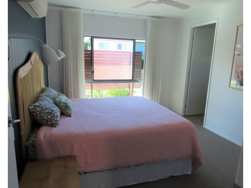 5 Walters Avenue, Bucasia QLD 4750