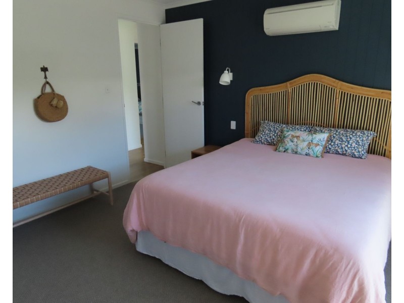 5 Walters Avenue, Bucasia QLD 4750
