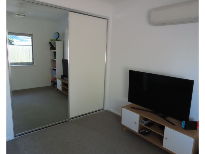 5 Walters Avenue, Bucasia QLD 4750