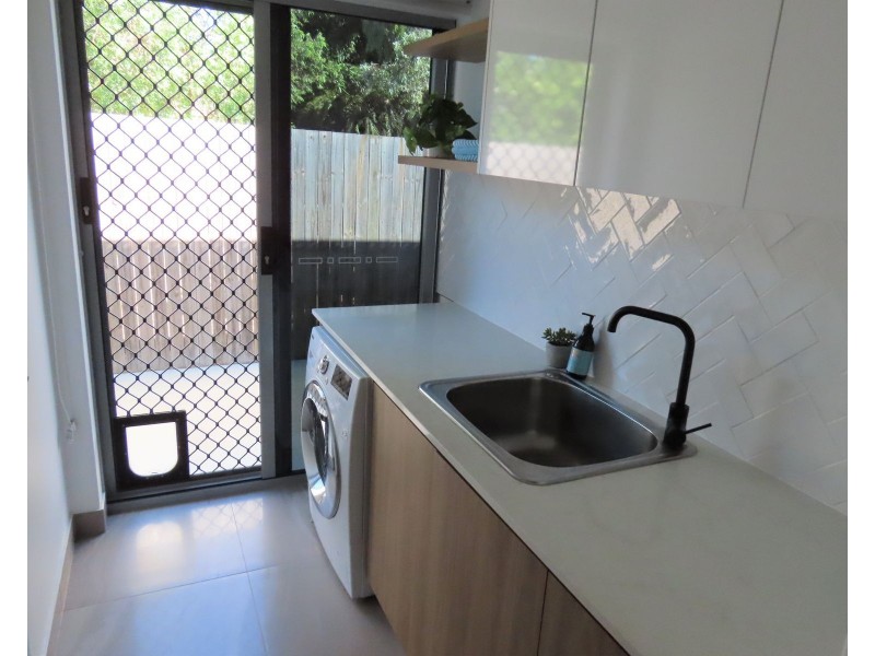 5 Walters Avenue, Bucasia QLD 4750