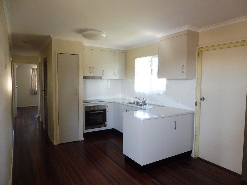 9 Les Cameron Avenue, Mount Pleasant QLD 4740