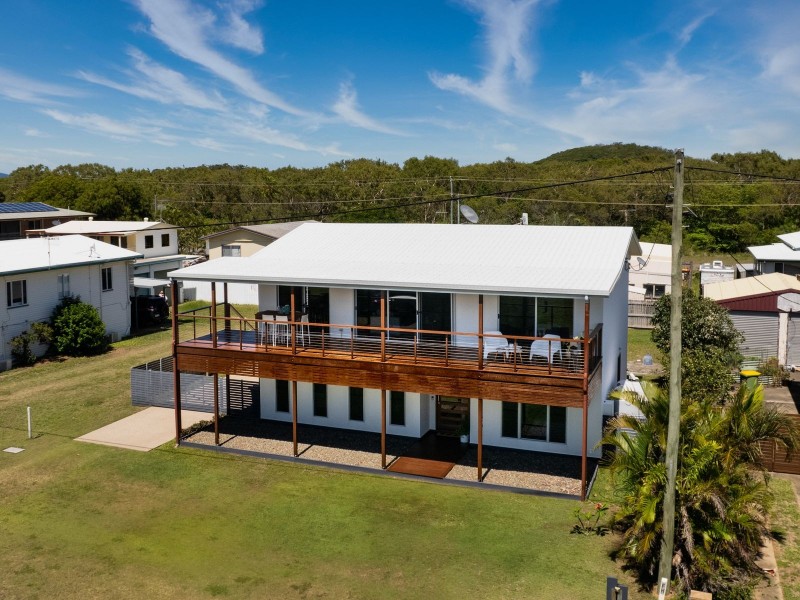 70 The Esplanade, Grasstree Beach QLD 4740