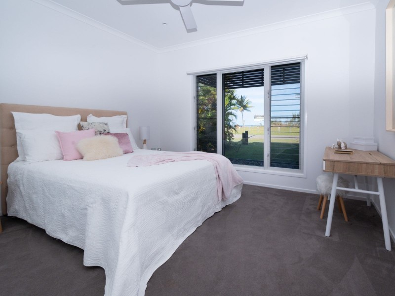 70 The Esplanade, Grasstree Beach QLD 4740