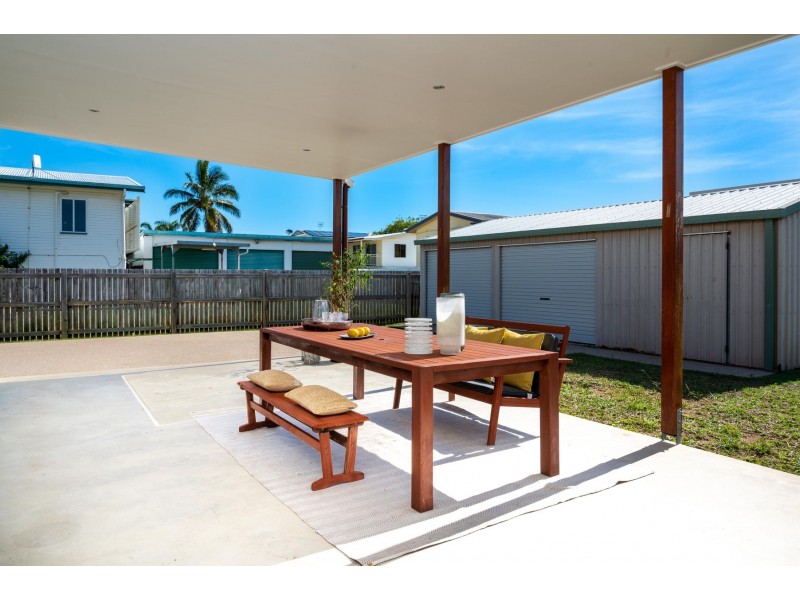 70 The Esplanade, Grasstree Beach QLD 4740