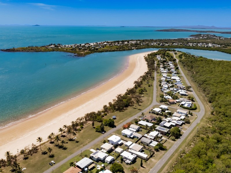 70 The Esplanade, Grasstree Beach QLD 4740