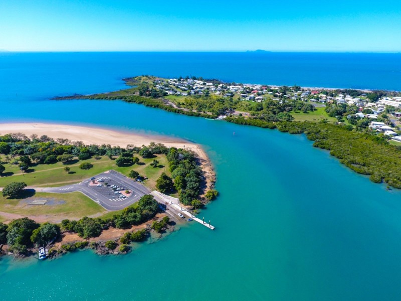 70 The Esplanade, Grasstree Beach QLD 4740