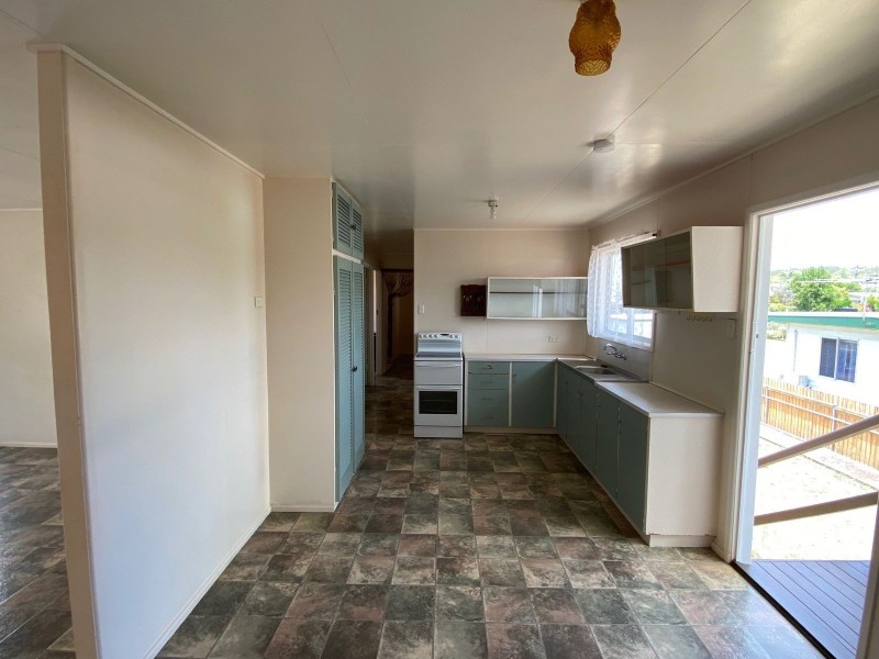 48 Place Avenue, Sarina QLD 4737