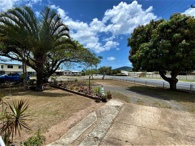 48 Place Avenue, Sarina QLD 4737