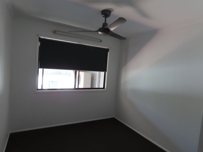 4 Pratts Road, Bakers Creek QLD 4740