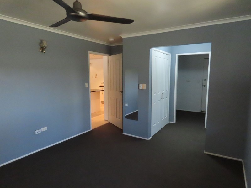 4 Pratts Road, Bakers Creek QLD 4740
