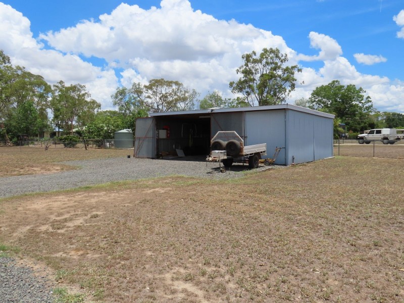 17 Oxford Street, Nebo QLD 4742