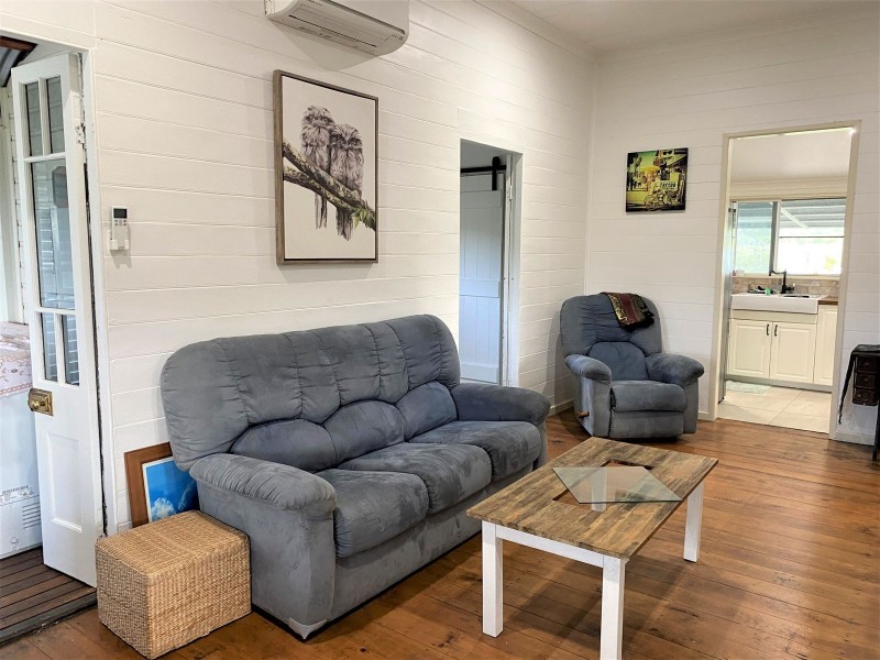 36 Horsburgh Road, Hay Point QLD 4740