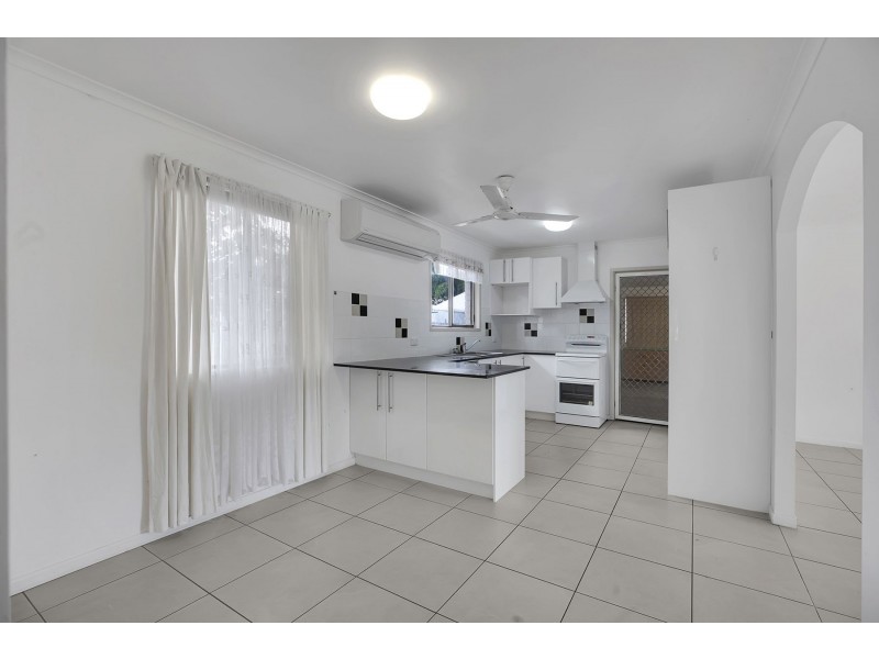 80 Rasmussen Avenue, Hay Point QLD 4740