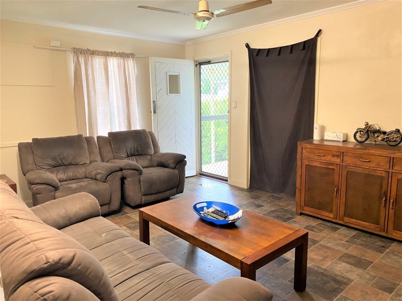 30 Atherton Street, Sarina QLD 4737