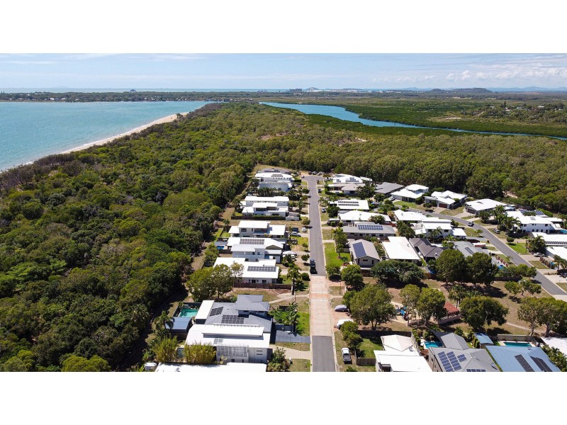 63 Corella Way, Blacks Beach QLD 4740