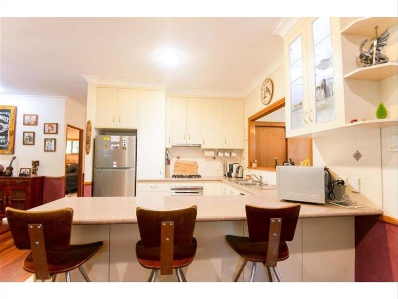 4 Graham Crescent, Eimeo QLD 4740