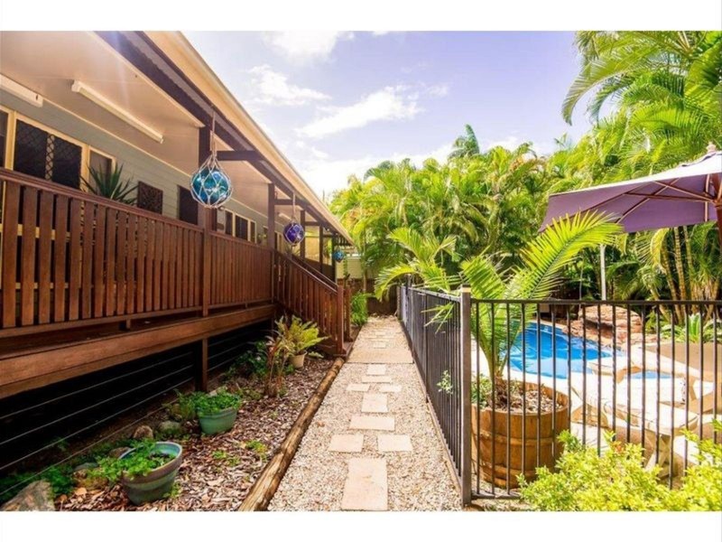 4 Graham Crescent, Eimeo QLD 4740