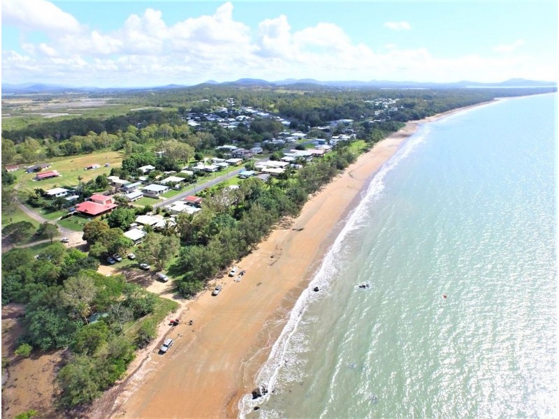 39 Crescent Street, Armstrong Beach QLD 4737