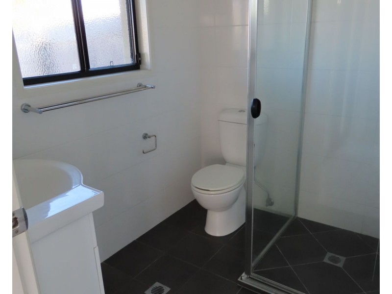 2/47 Superior Boulevard, Andergrove QLD 4740