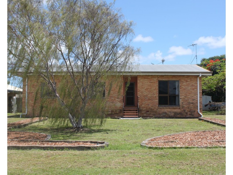 4  Graham Street, Sarina QLD 4737
