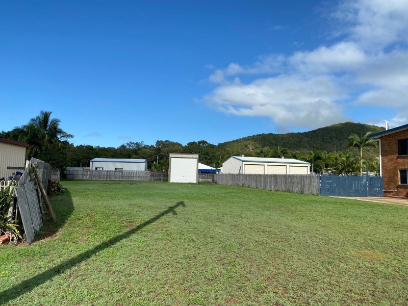 70 Zelma Street, Grasstree Beach QLD 4740