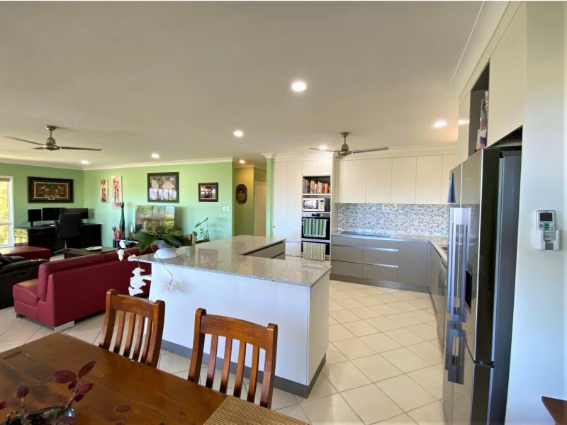 9 Hillside Drive, Grasstree Beach QLD 4740