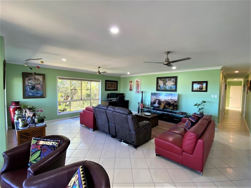 9 Hillside Drive, Grasstree Beach QLD 4740