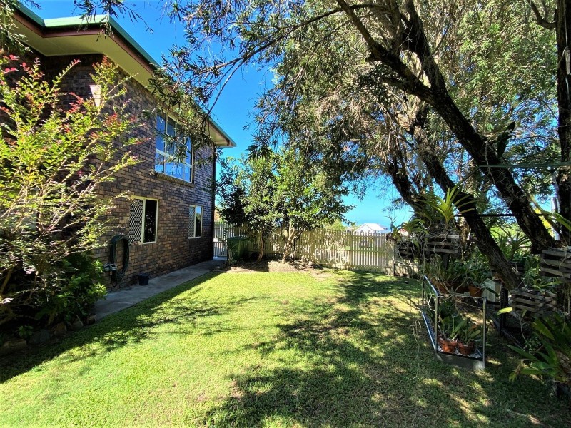 9 Hillside Drive, Grasstree Beach QLD 4740