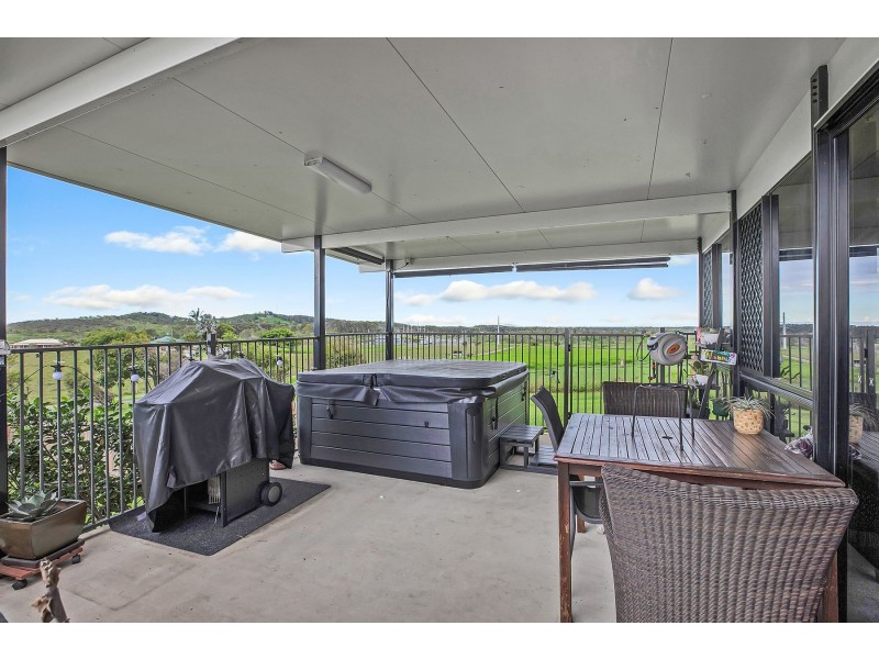 54 Horsburgh Road, Hay Point QLD 4740