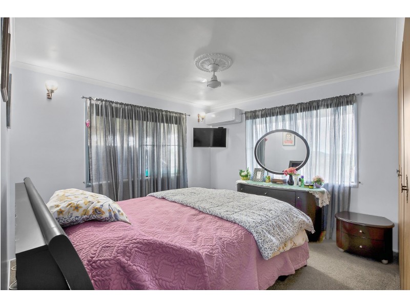 54 Horsburgh Road, Hay Point QLD 4740