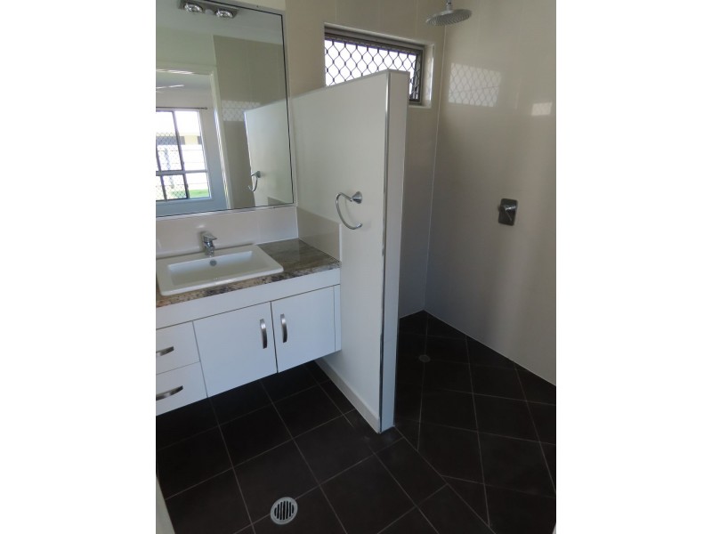 56 Dickens Avenue, Ooralea QLD 4740