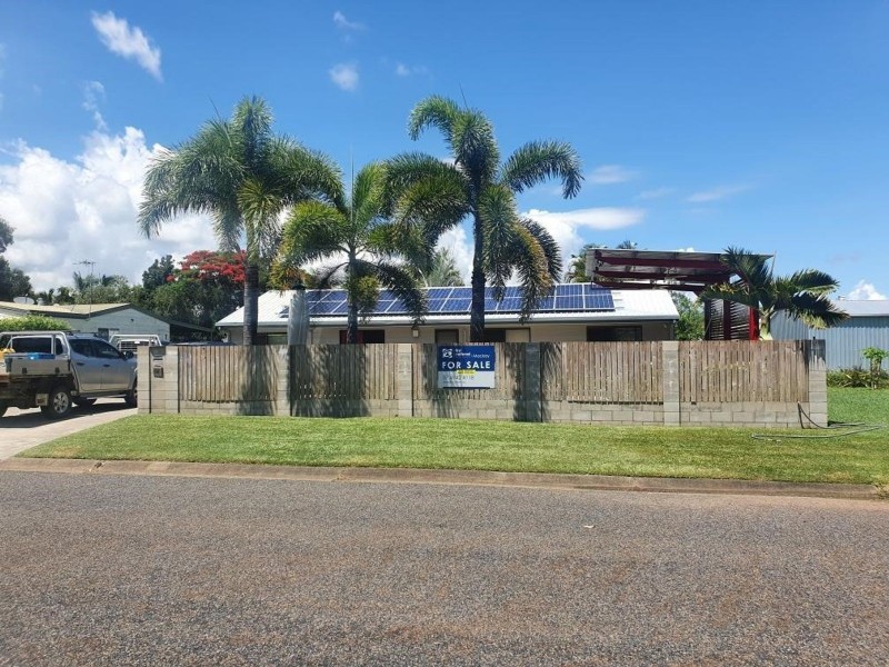 18 Johnson Avenue, Seaforth QLD 4741