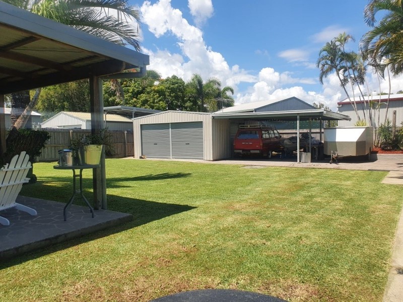 18 Johnson Avenue, Seaforth QLD 4741