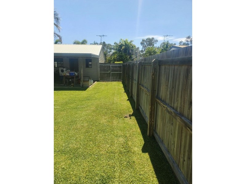 18 Johnson Avenue, Seaforth QLD 4741