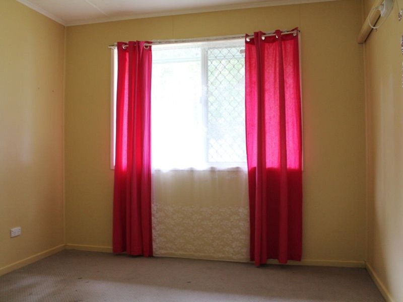 286 Middle Creek Road, Sarina QLD 4737