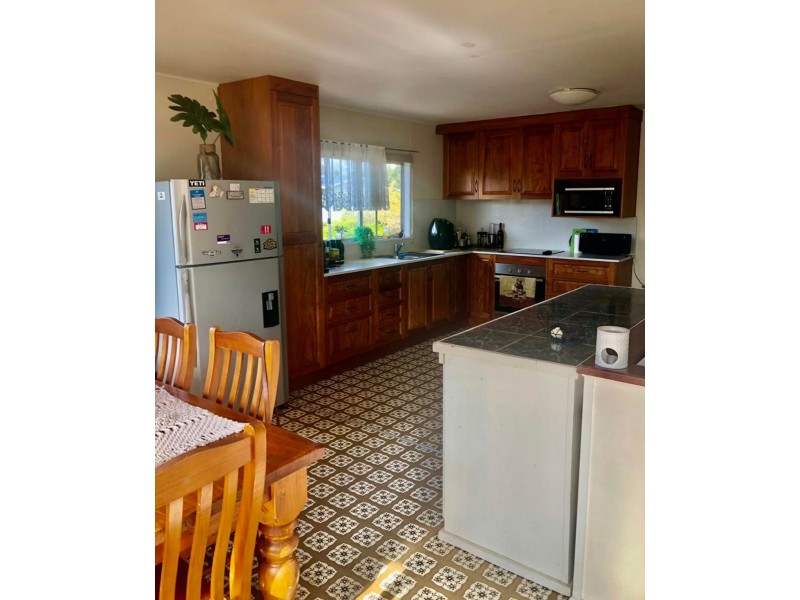 74 The Esplanade, Grasstree Beach QLD 4740