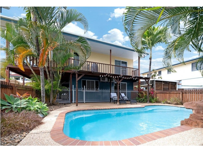 3 Sailaway Drive, Eimeo QLD 4740