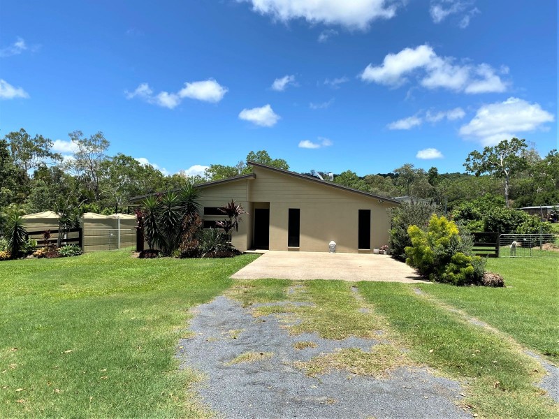 48 Panoramic Drive, Sarina QLD 4737