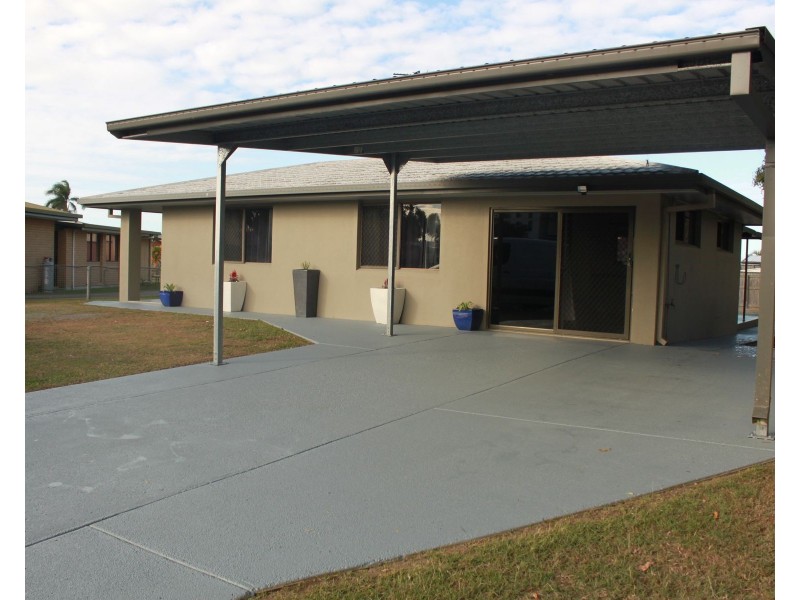 31 Downing Street, Ooralea QLD 4740
