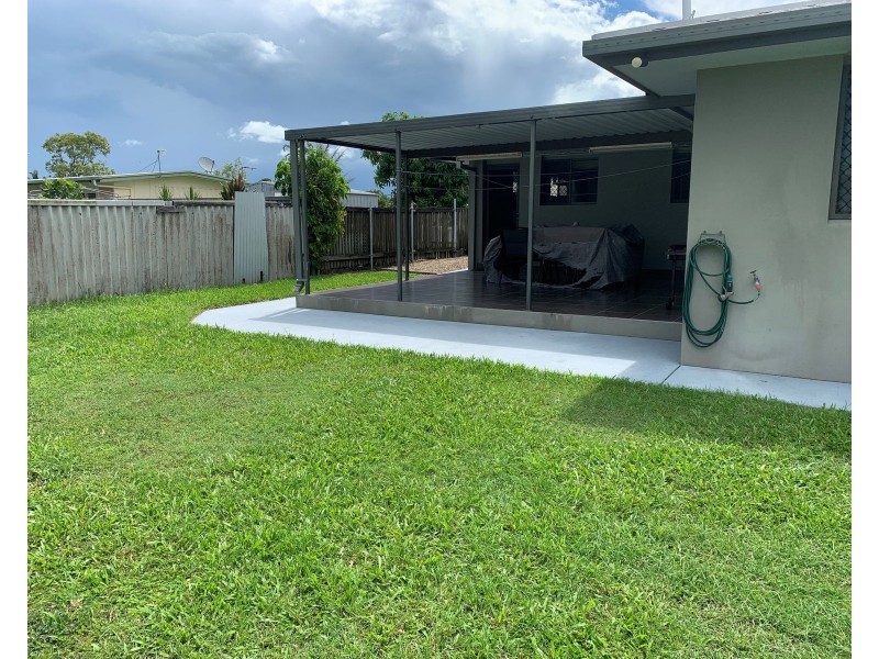 31 Downing Street, Ooralea QLD 4740