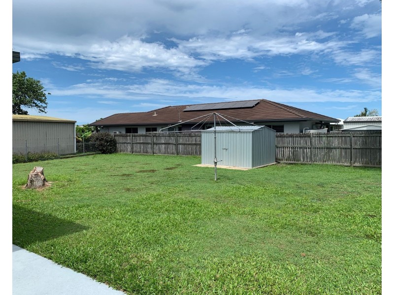 31 Downing Street, Ooralea QLD 4740