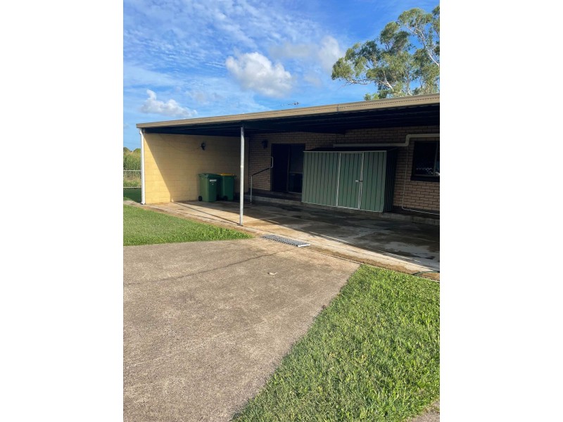 4/122 Broad Street, Sarina QLD 4737