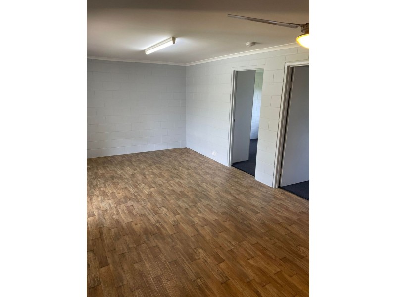 4/122 Broad Street, Sarina QLD 4737