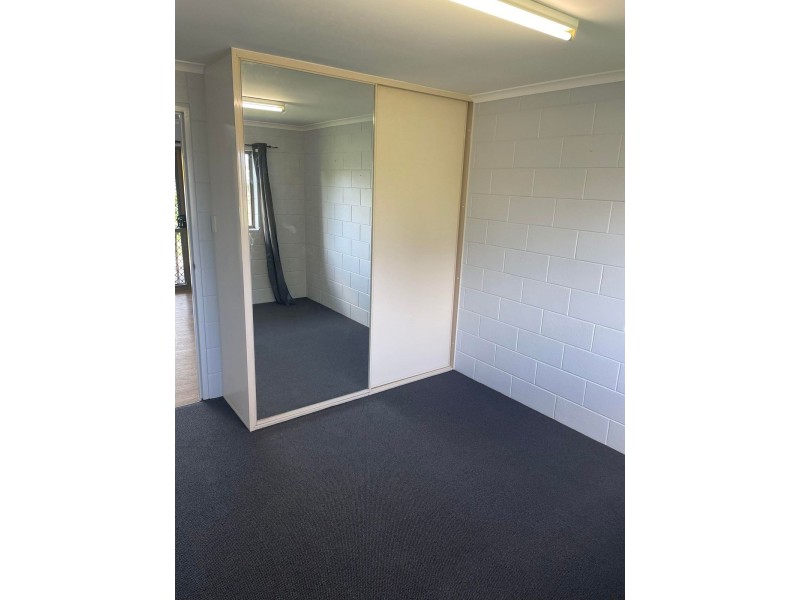 4/122 Broad Street, Sarina QLD 4737