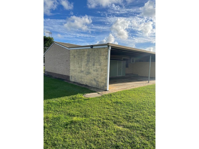 4/122 Broad Street, Sarina QLD 4737