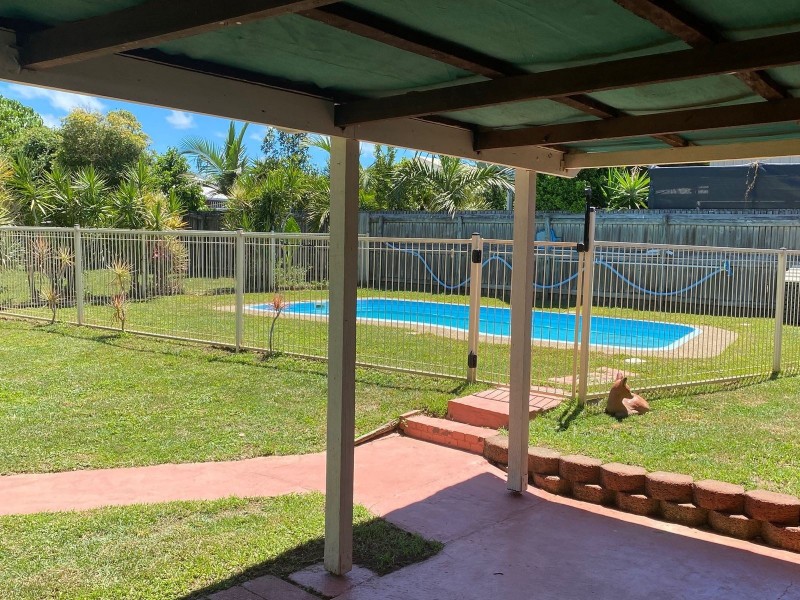 4 Abel Tasman Court, Rural View QLD 4740